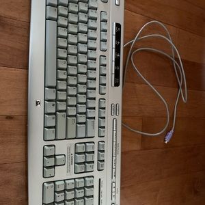 HP wired keyboard